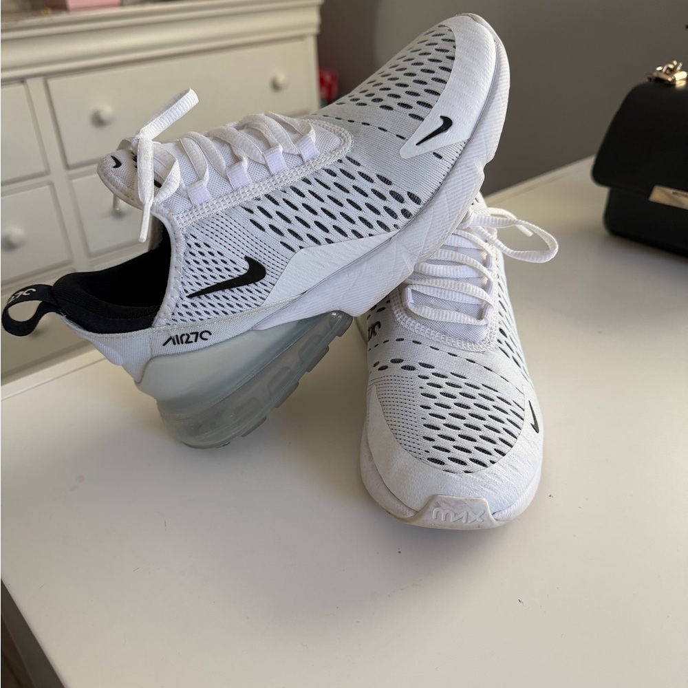 Nike Air Max 270 Women's White Black Sneakers